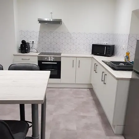 Centre *